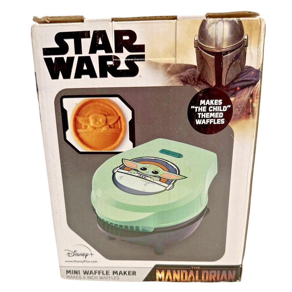 Disney Star Wars Mini Waffle Maker Mandalorian Baby Yoda Child NEW OPEN BOX - Picture 1 of 8